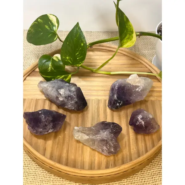 Amethyst raw points - Image 11