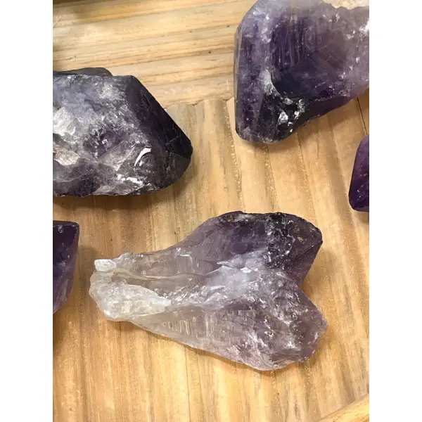 Amethyst raw points - Image 10