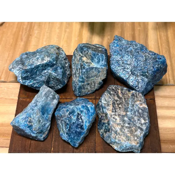 Apatite, raw - Image 2