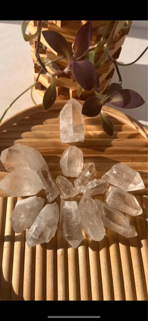 Clear Quartz Points - Image 4